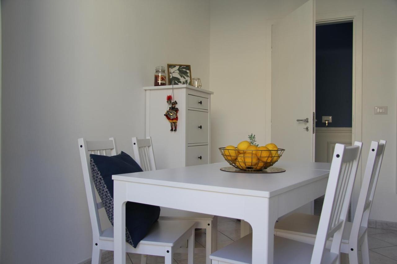 Casa Vacanze Terramare, 550 Mt From The Beach, Close To Ortigia Historic Center Сиракуза Екстериор снимка