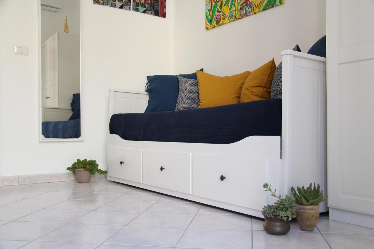 Casa Vacanze Terramare, 550 Mt From The Beach, Close To Ortigia Historic Center Сиракуза Екстериор снимка