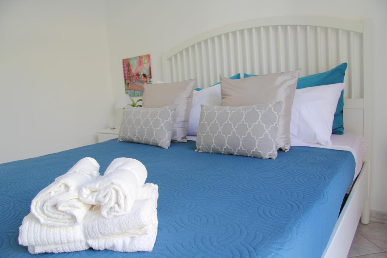 Casa Vacanze Terramare, 550 Mt From The Beach, Close To Ortigia Historic Center Сиракуза Екстериор снимка