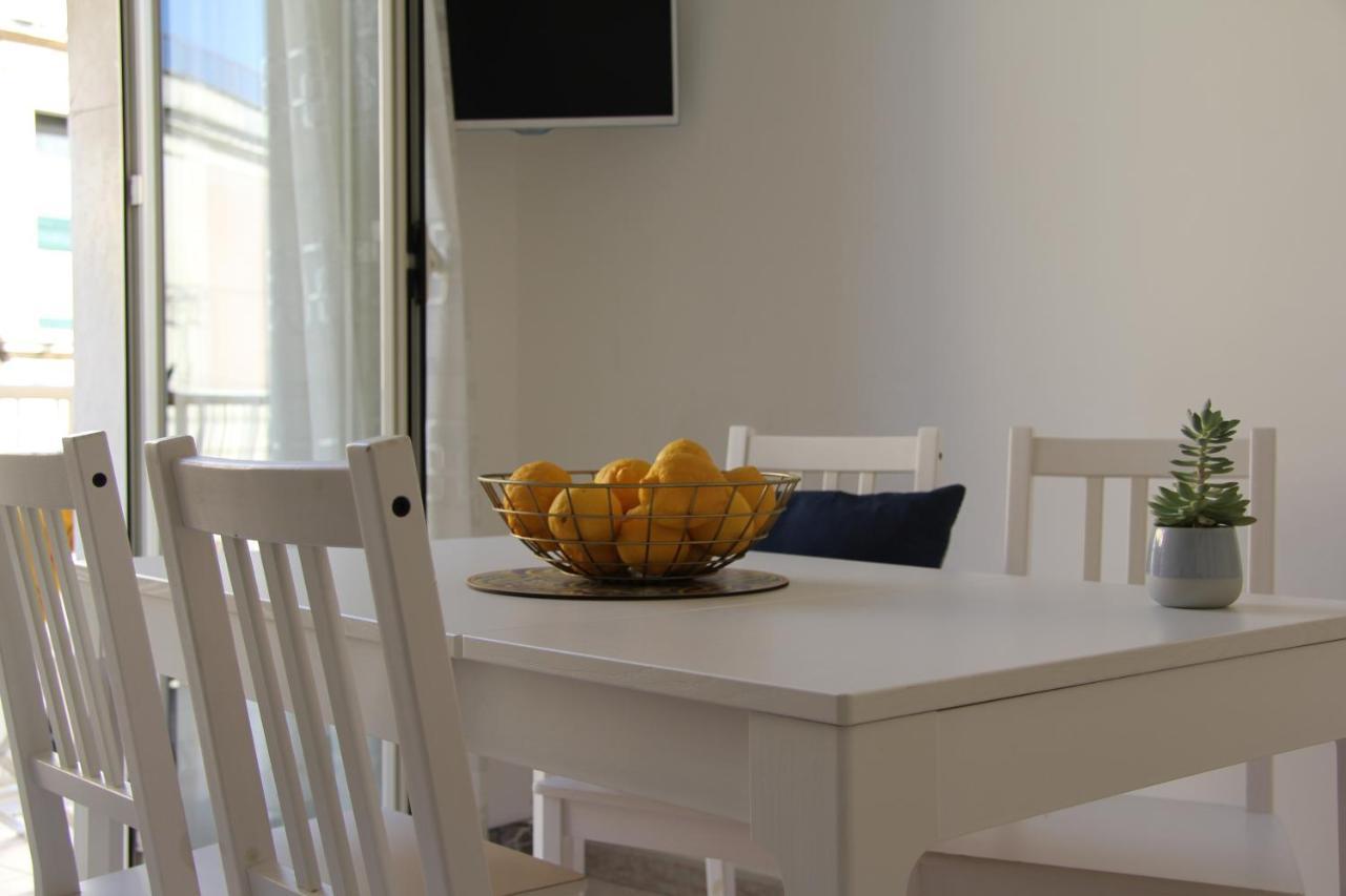 Casa Vacanze Terramare, 550 Mt From The Beach, Close To Ortigia Historic Center Сиракуза Екстериор снимка
